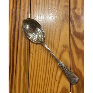 Antique 1887 Reed & Barton PARISIAN Silverplate 6" Spoon